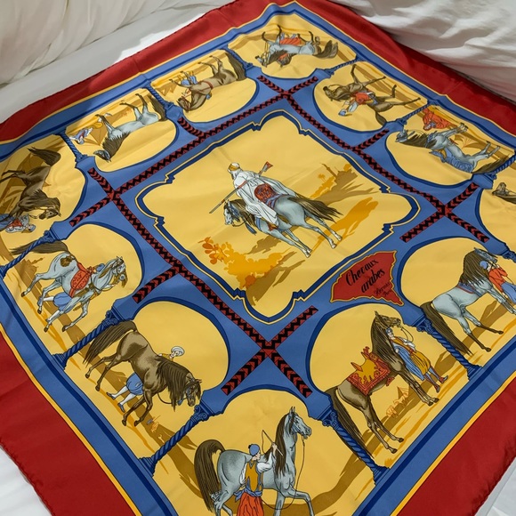 Hermès scarf - Picture 2 of 4